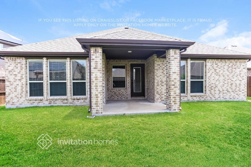 Building Photo - 3217 Larkin Ln