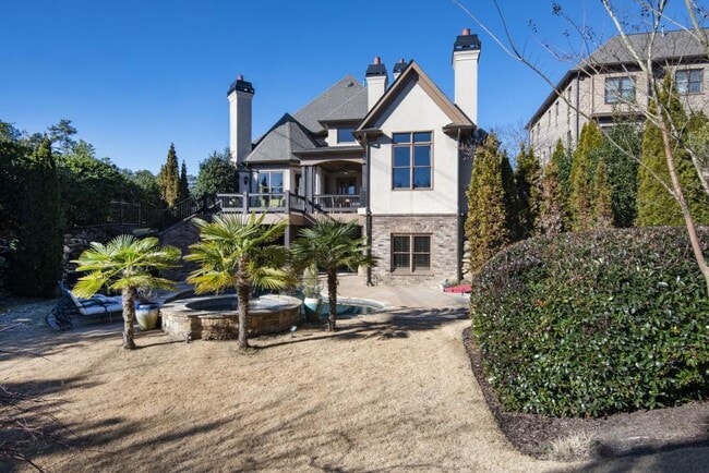 Building Photo - 2170 Heathermoor Hill Dr NE