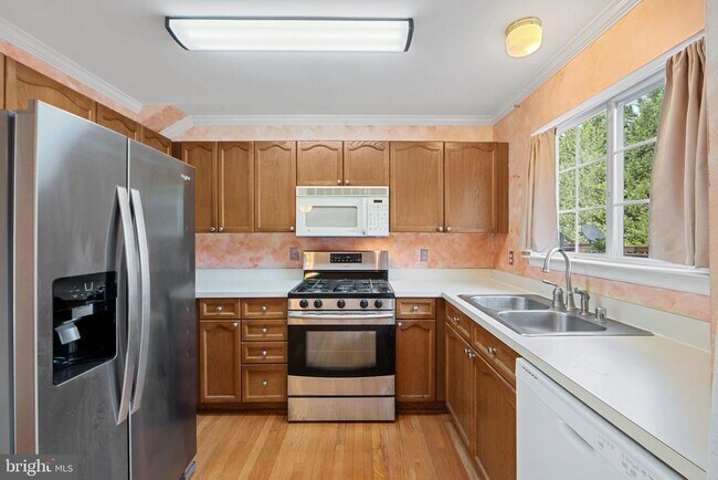 Building Photo - 14111 Autumn Cir