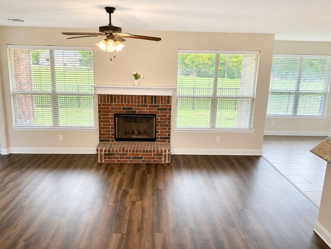 Building Photo - 815 Blue Quail Dr