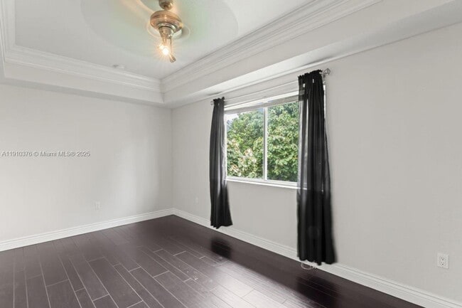 Building Photo - 1110 NE 1st Ave.