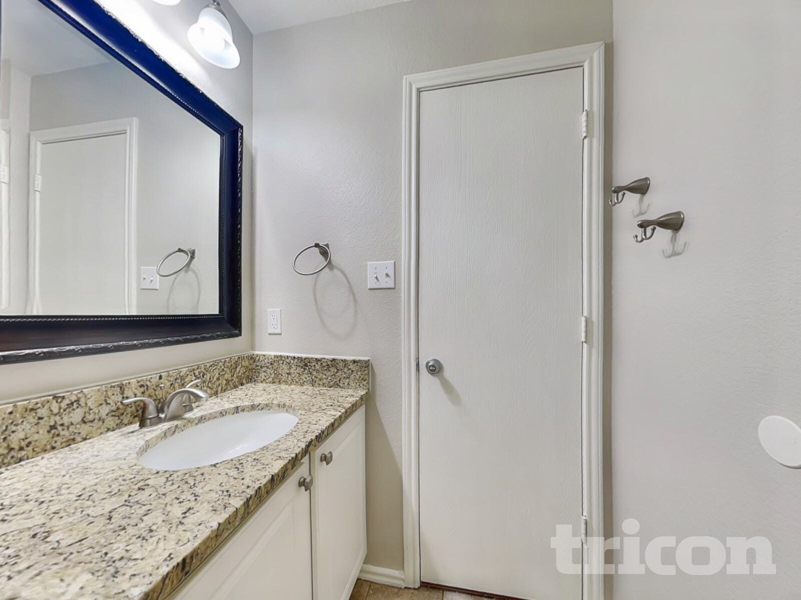 Building Photo - 201 Outfitter Dr