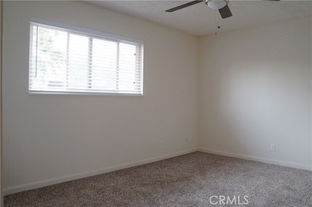 Building Photo - 10650 White Oak Dr