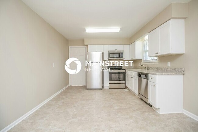 Building Photo - 3 Bedroom Pet-Friendly Home in Smyrna, TN ...