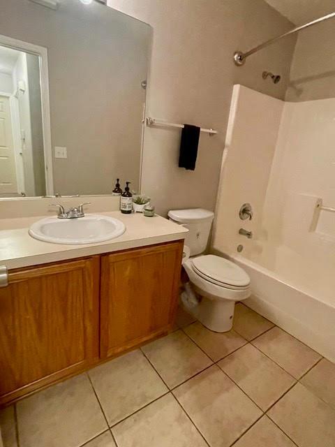 Building Photo - 2851 Sandberry Dr