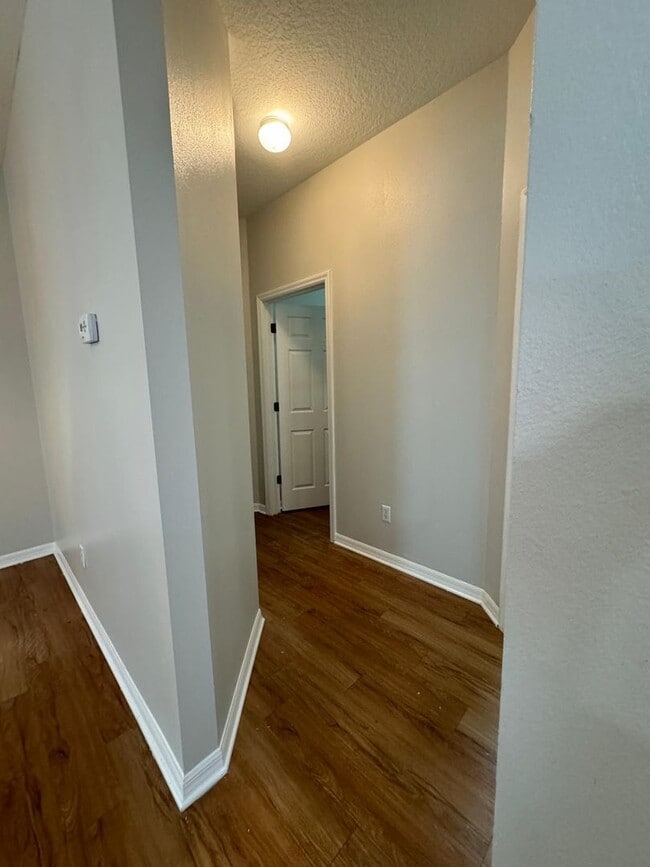 Building Photo - Avalon Lakes: 3 Bedroom, 2 Bathroom, 2 Car Garage home