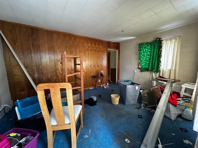 Building Photo - 434R Linden Ave