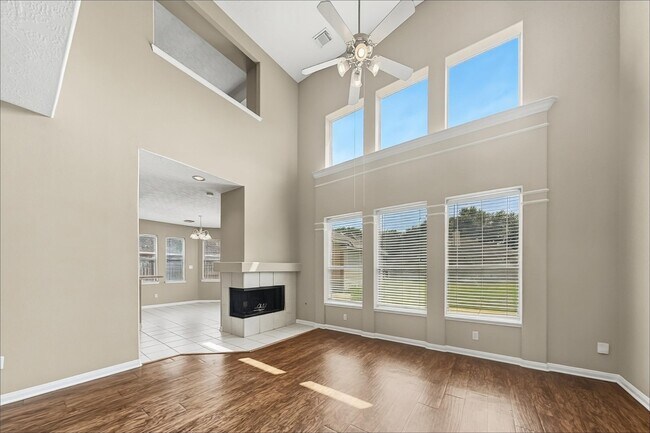 Building Photo - 17507 Whispering Star Ct