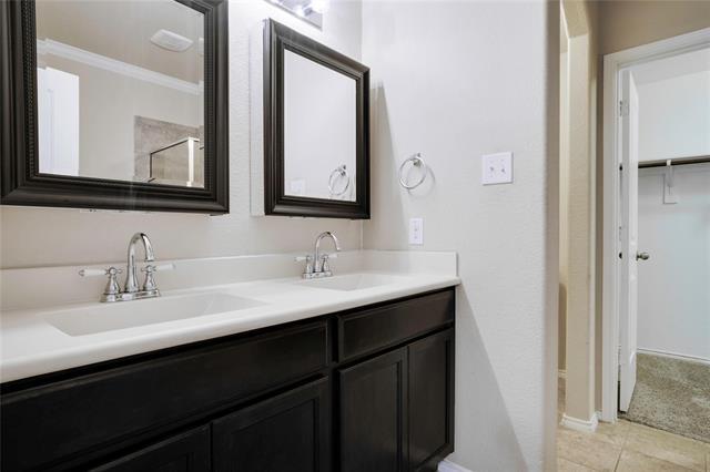 Building Photo - 11804 Hamptonbrook Dr
