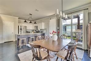 Building Photo - 2947 Moss St