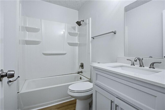 Building Photo - 1600 Sugar Plum Dr SW