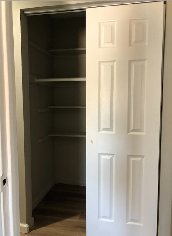 Building Photo - 2232 St James Ave