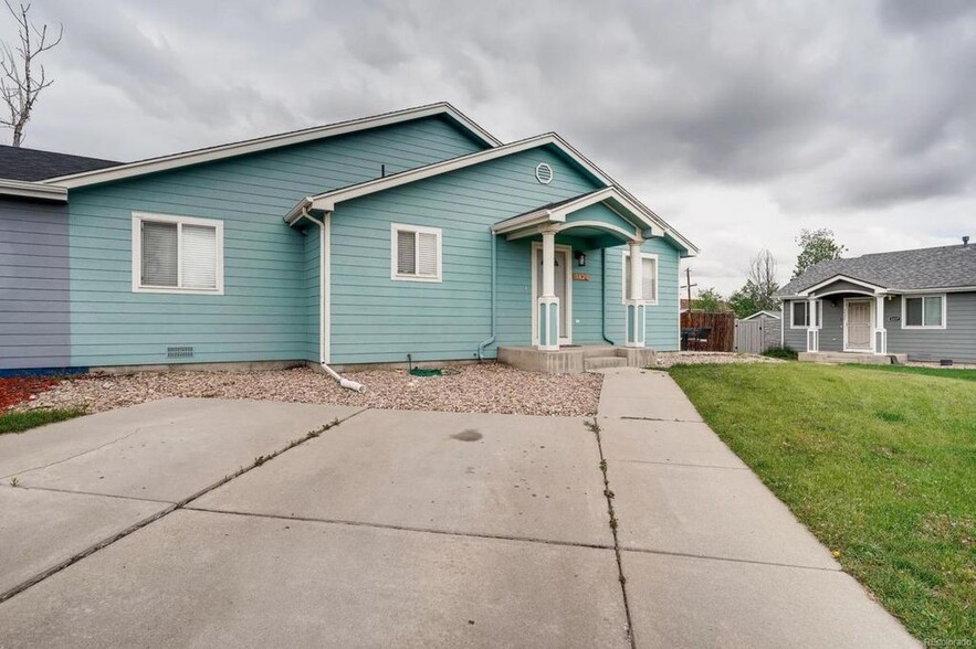 Building Photo - 5429 Elm Ct
