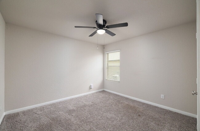 Building Photo - "Spacious 4-Bedroom Home in Converse with ...