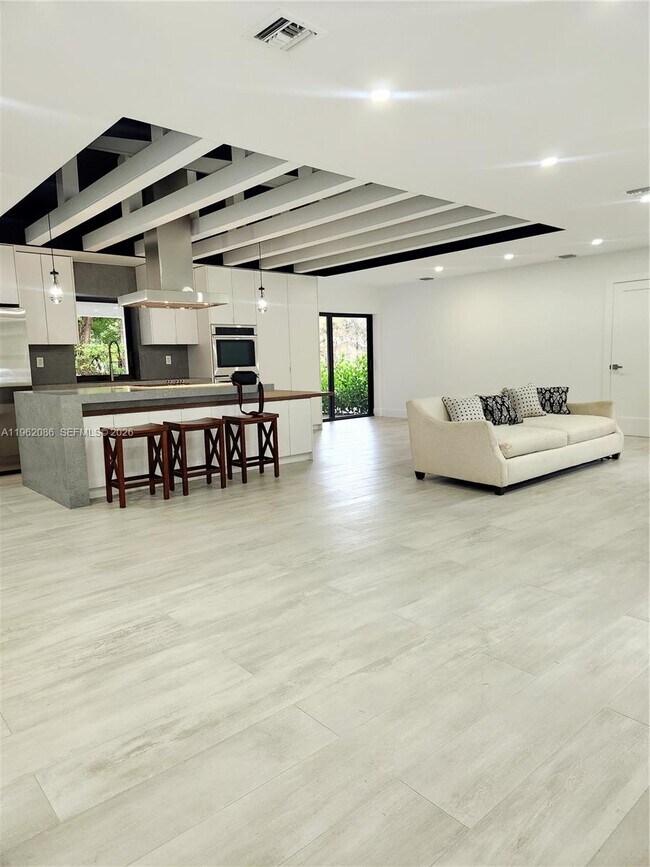 Building Photo - 470 Petersburg Tr