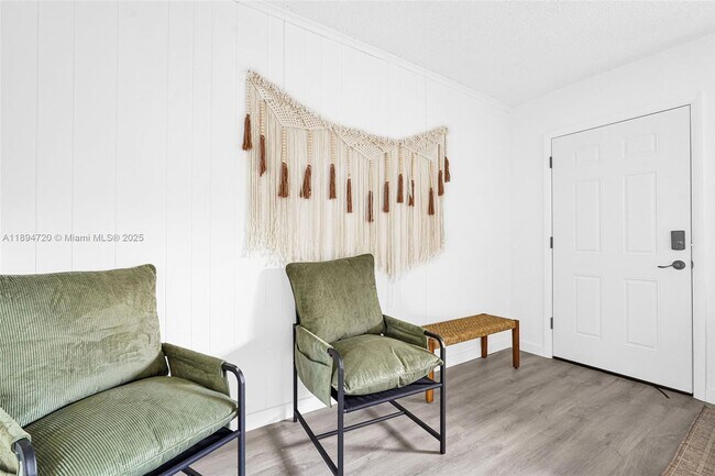 Building Photo - 13210 Memorial Hwy