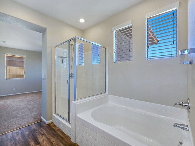 Building Photo - 5389 Hollymead Dr