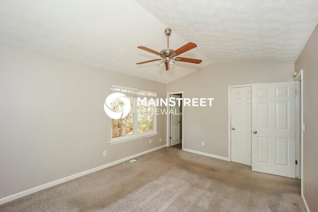 Building Photo - 3 Bedroom Pet-Friendly Home in Union City, GA with Main Street Renewal