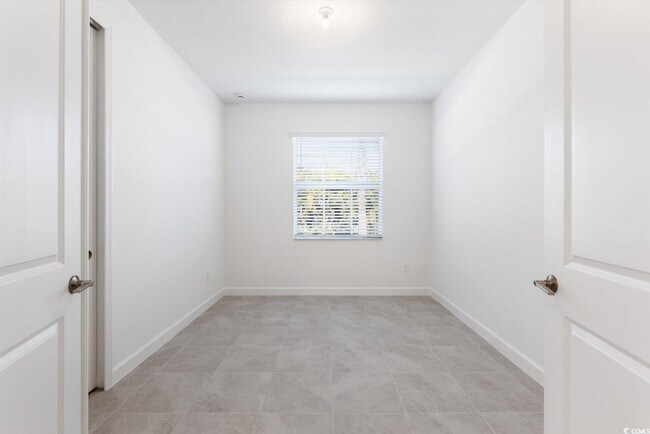 Building Photo - 6435 Seabright Ter