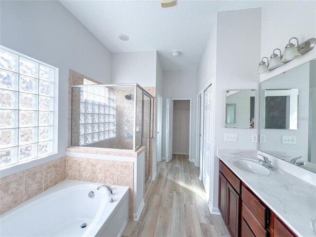 Building Photo - 8225 NW 53rd Ter