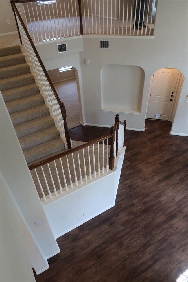 Building Photo - 2915 Briona Wood Ln