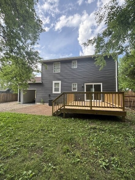Building Photo - 3221 New Towne Rd