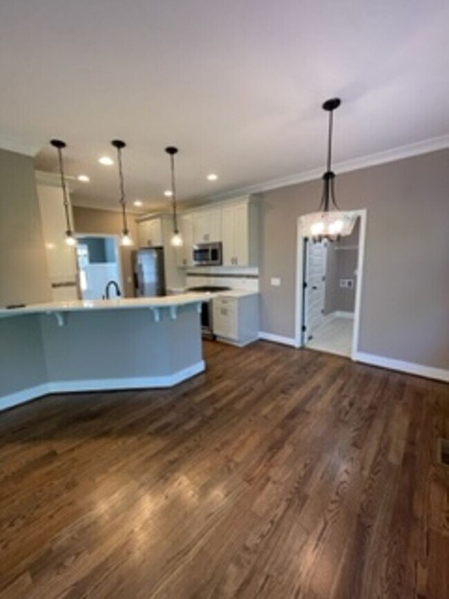 Building Photo - 3 Bedroom 2.5 Bath + Finished Bonus for Rent in Ooltewah