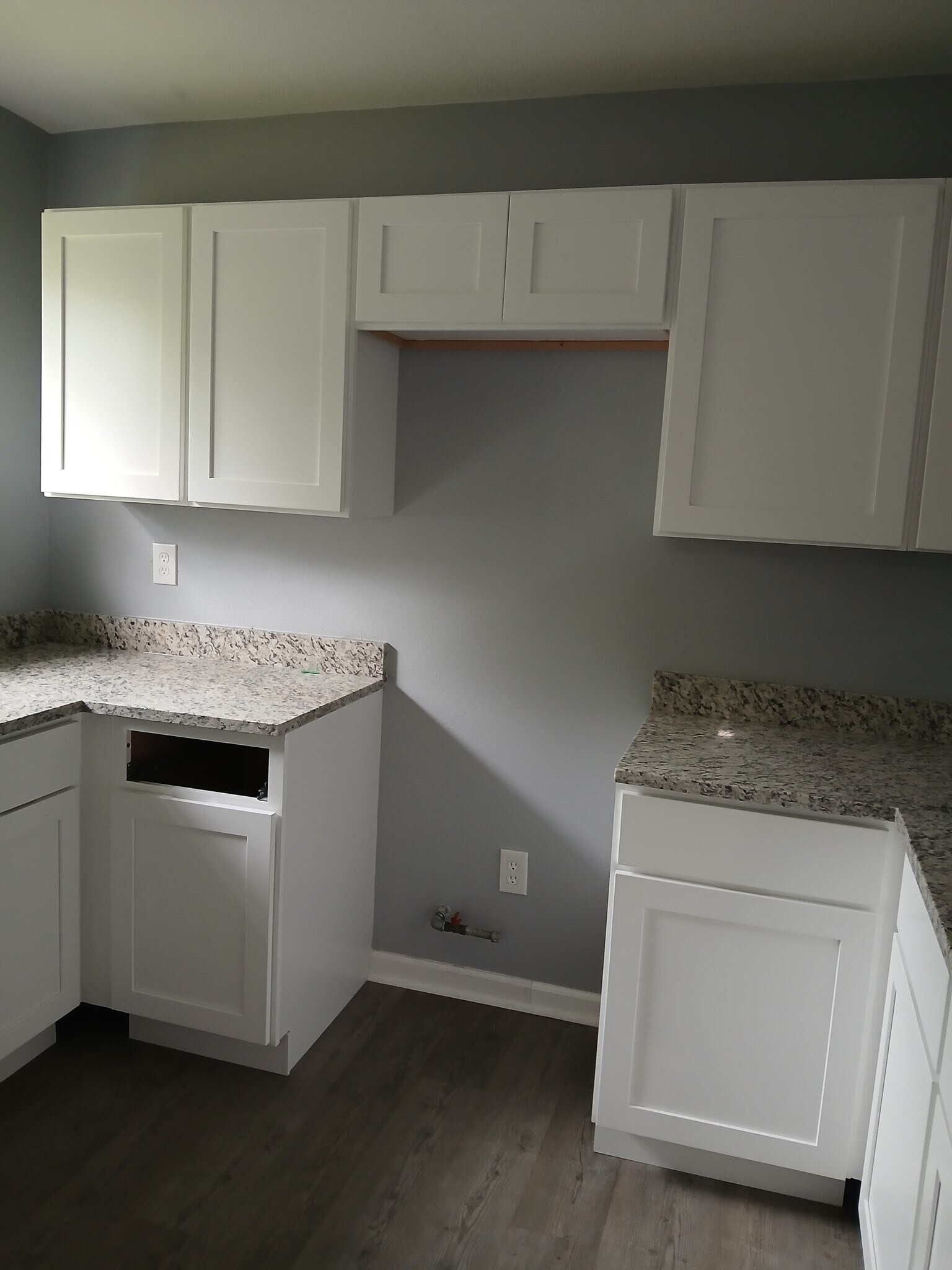 Building Photo - 219 Leon St