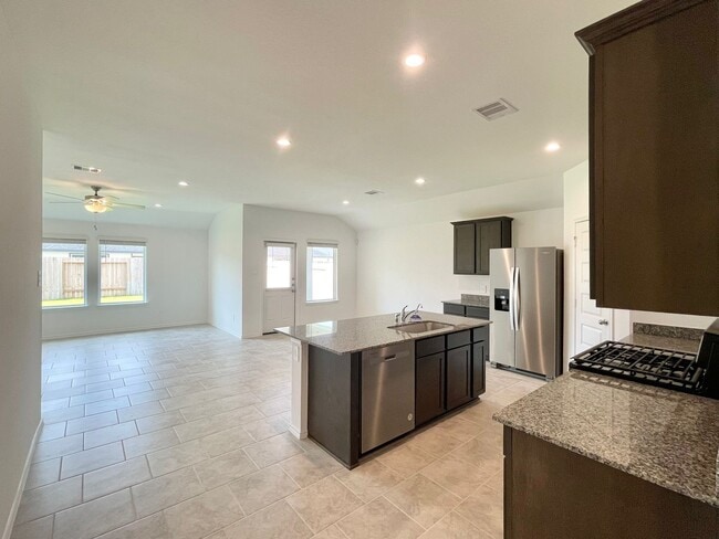 Building Photo - 7515 Cattle Walker Ct