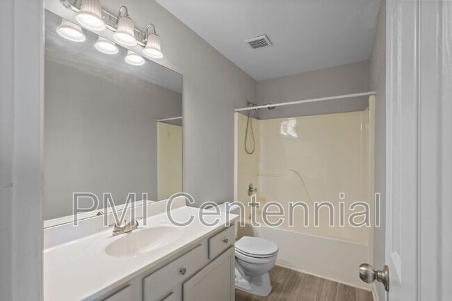 Building Photo - 2048 Lakeshore Overlook Cir NW