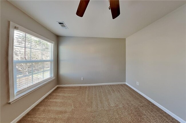 Building Photo - 3370 Spindletop Dr NW