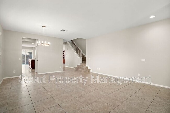 Building Photo - 44704 Mumm St