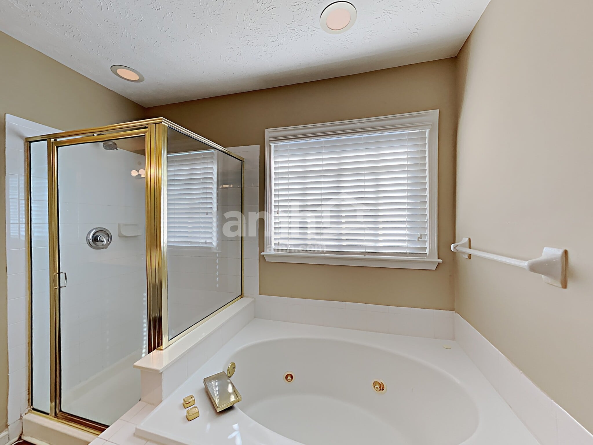 Building Photo - 2175 Carlysle Cove Dr