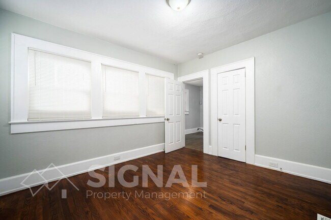 Building Photo - 1607 43rd Street Ensley