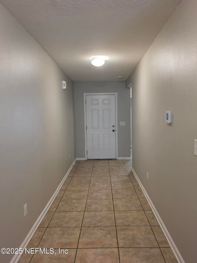 Building Photo - 6553 Winding Greens Dr