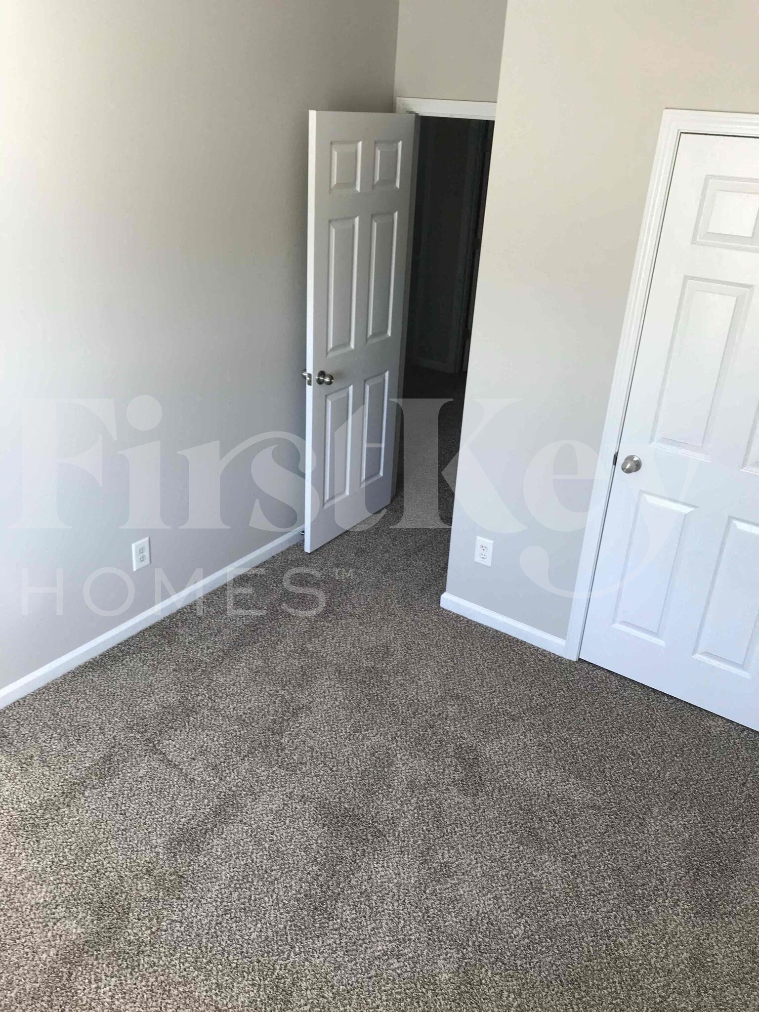 Building Photo - 5048 Pioneer Pkwy