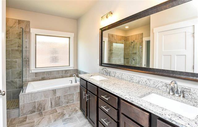 Building Photo - 29851 Copperpenny Dr NW