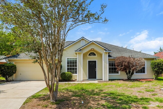 Building Photo - 9099 Rockpond Meadows Dr