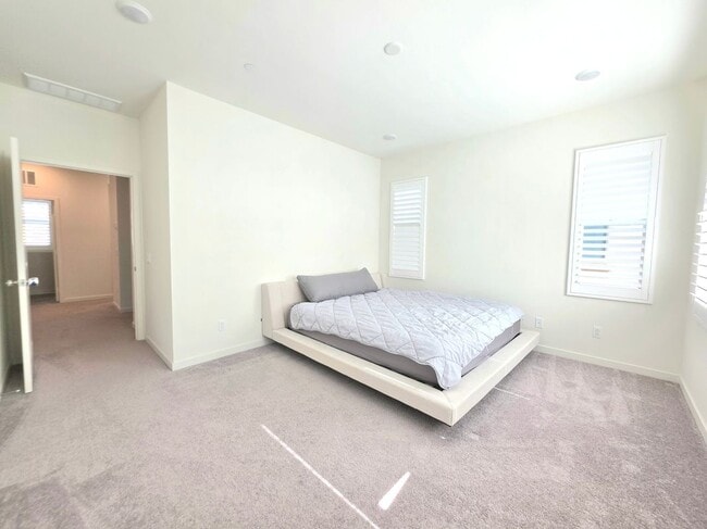 Building Photo - 1612 Ruedy Pl