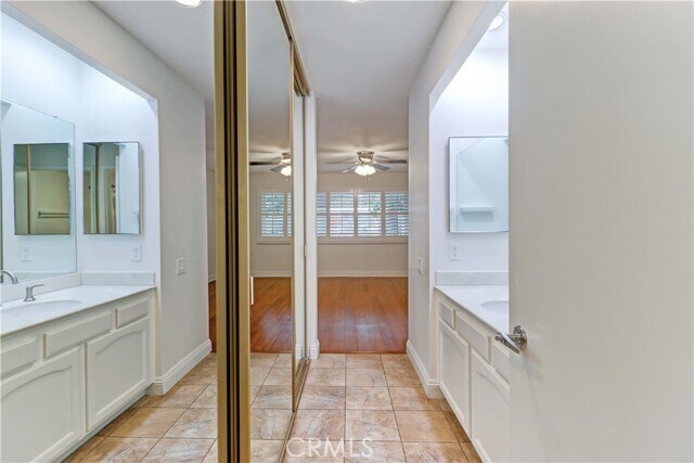 Building Photo - 4025 Calle Sonora Este