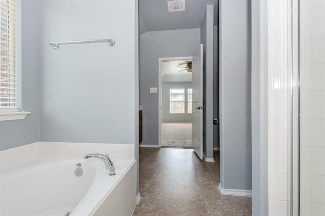 Building Photo - 5313 Beacon Ln