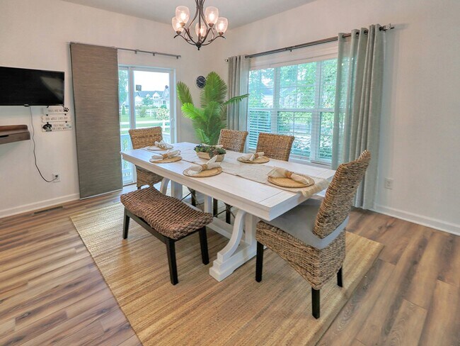 Building Photo - Spacious 3BR / 3.5BA Single family home • 2,500 Sq Ft • Baywood