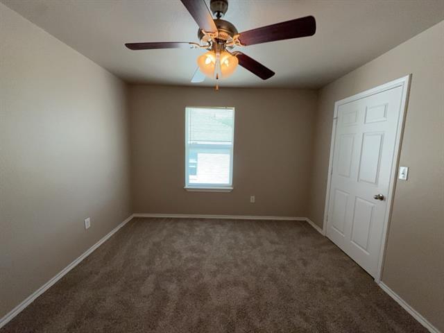 Building Photo - 704 E College St