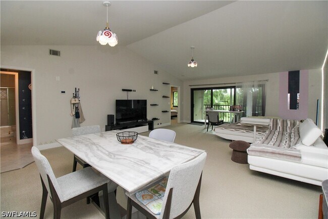 Building Photo - 5767 Deauville Cir
