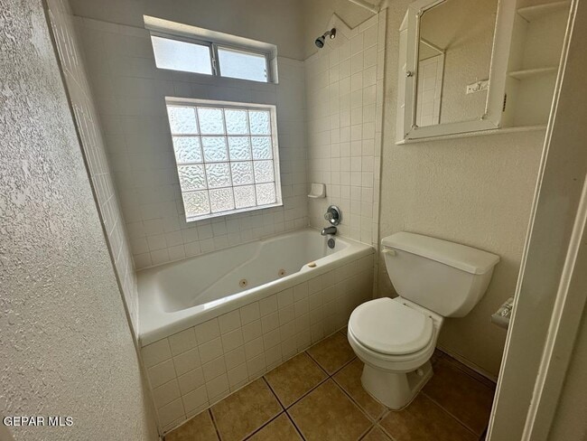 Building Photo - 1411 Luz De Camino Way