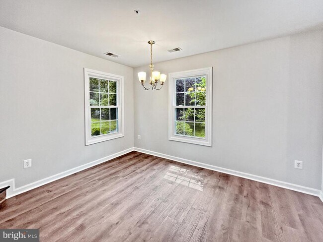 Building Photo - 19008 Amarillo Dr