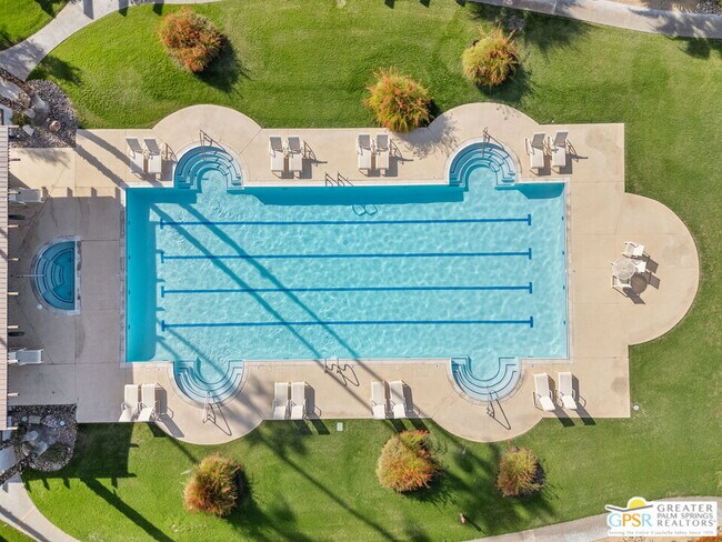 Building Photo - 427 N Calle Rolph