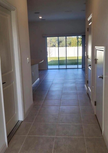 Building Photo - 4580 Calvary Wy