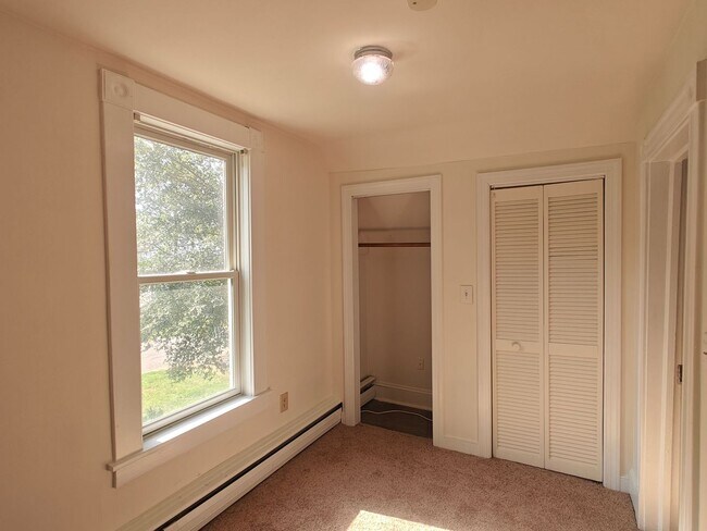 Building Photo - Three bedroom home in Midlothian