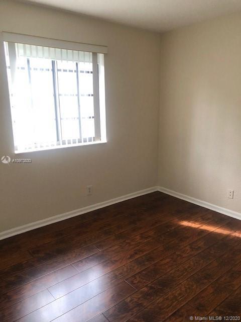 Building Photo - 4302 Vineyard Cir